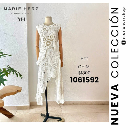 1061500  Vestido encaje blanco corto