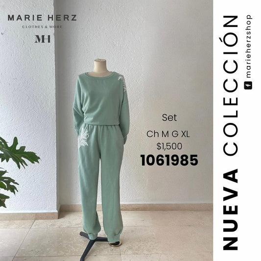 1061985  Set verde menta